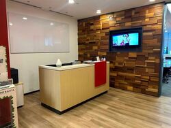 Zhongshan Mall (D12), Office #560602911